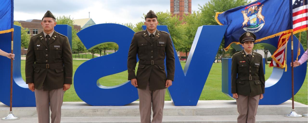 GVSU Cadets commissioning as Army Officers